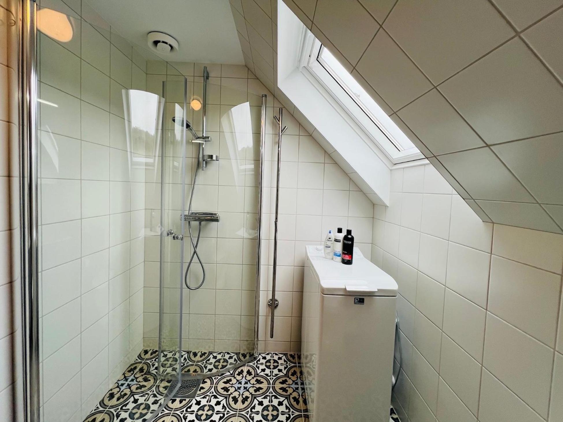 Penthouse-Laegenhet Med Tva Sovrum & Terass Med Havsutsikt Molle Ngoại thất bức ảnh